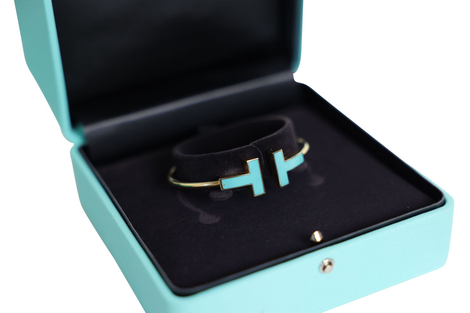 Tiffany &amp; Co. T Wire Bracelet, 18k Yellow Gold and Turquoise, New in Box WA001