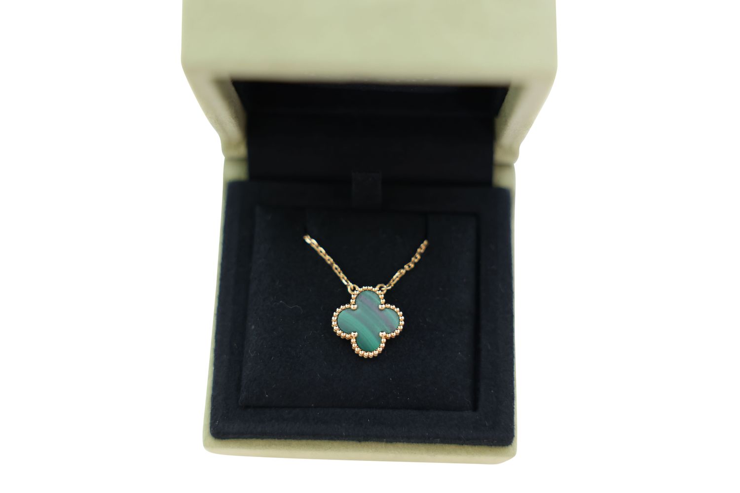 Van Cleef &amp; Arpels Vintage Alhambra Pendant Necklace, 18k Yellow Gold and Malachite, Preowned in Box WA001