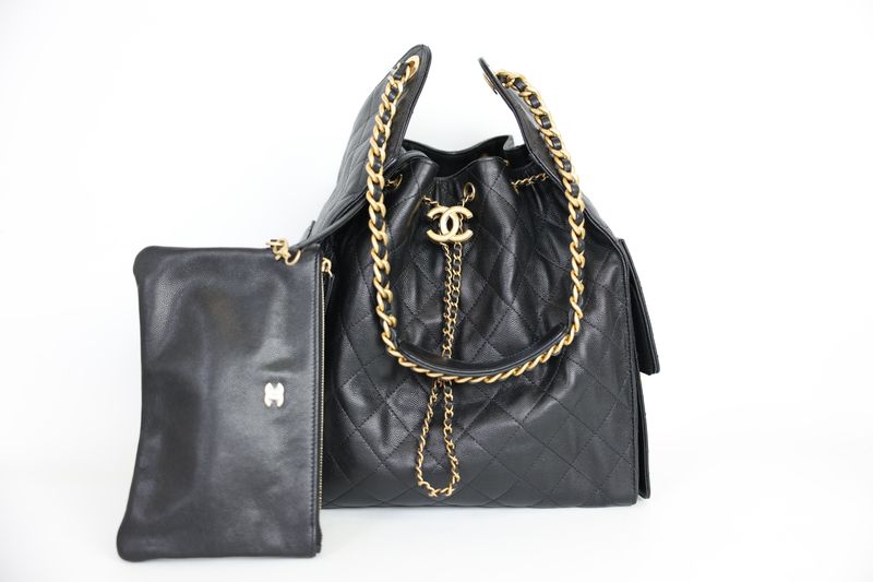 Chanel 25 Medium Bag, Black Quilted Caviar and Gold Hardware, Preowned in Dustbag WA001