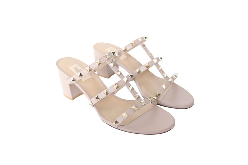 Valentino Garavani Rockstud Caged 60 Mule Sandal, Nude Leather and Gold Hardware, Size 40, New in Box WA001