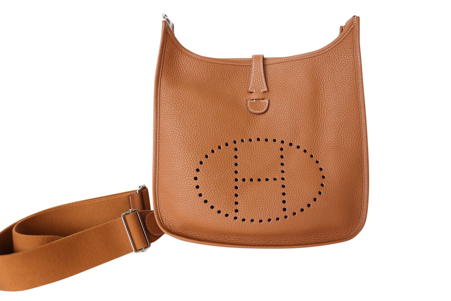 Hermes Evelyne PM 29, Gold Togo with Palladium Hardware, T 2015,  Preowned No Dustbag WA001