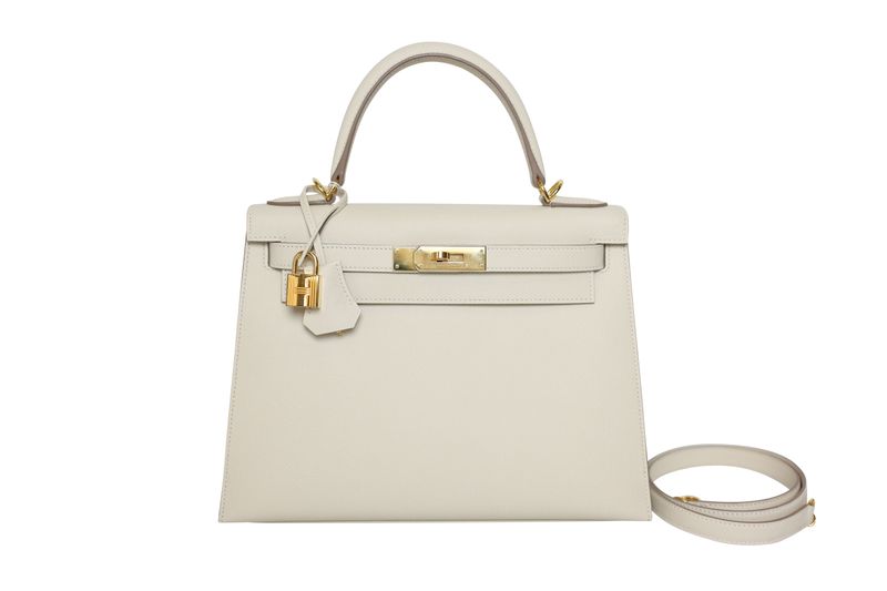 Hermes Kelly 28 Handbag, Cream White Craie Epsom Leather and Gold Hardware, Y 2020 Stamp, Preowned in Box WA001