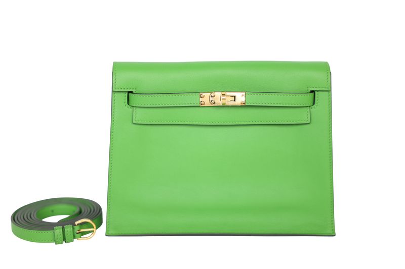 Hermes Kelly Danse II Pochette 22 Bag, Green Vert Yucca Swift Leather and Gold Hardware, B 2023 Stamp, Preowned in Box WA001