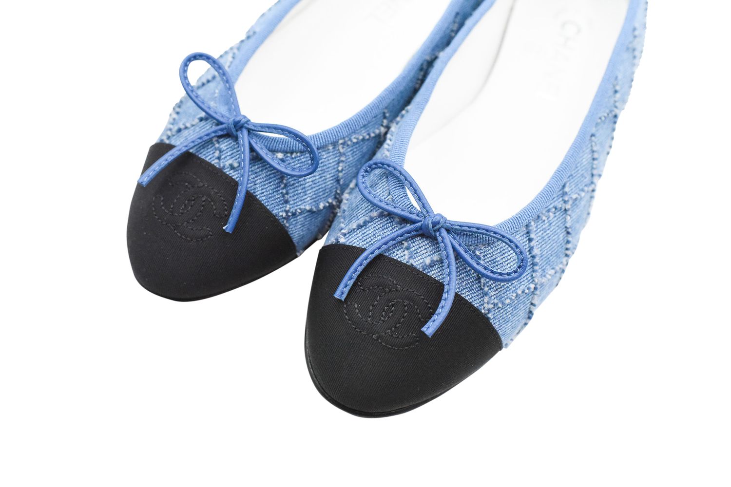 Chanel Ballet Flats Size 39, Blue Denim with Black Toe, New In Box, WA001
