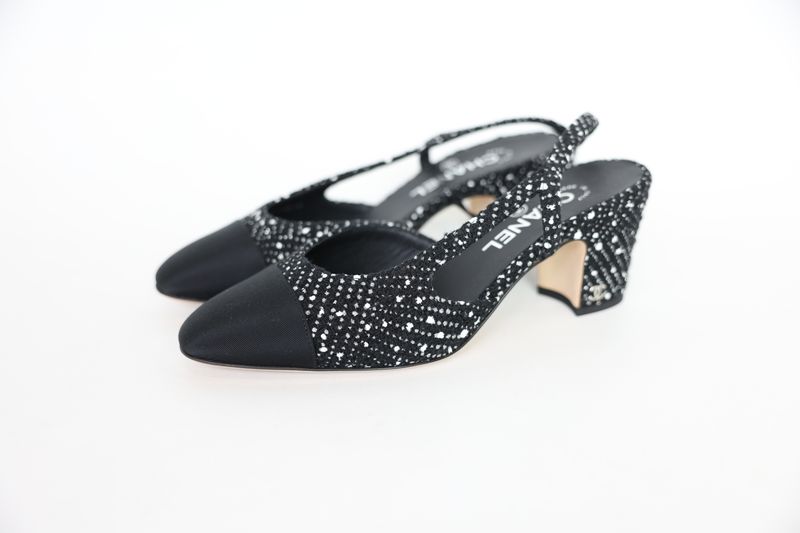 Chanel Slingback Pump Shoes, Black Tweed, Size 38.5, Preowned in Box WA001