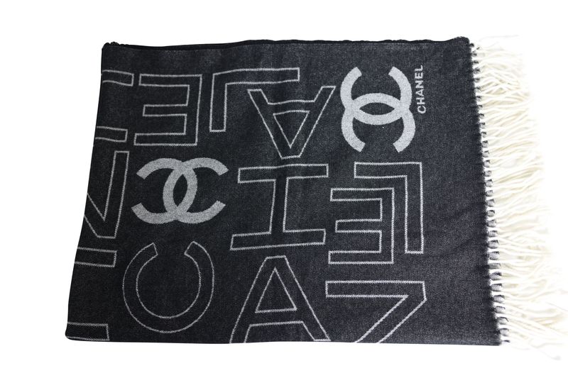 Chanel 23K Stole Scarf, Black and White Wool, New in Box WA001