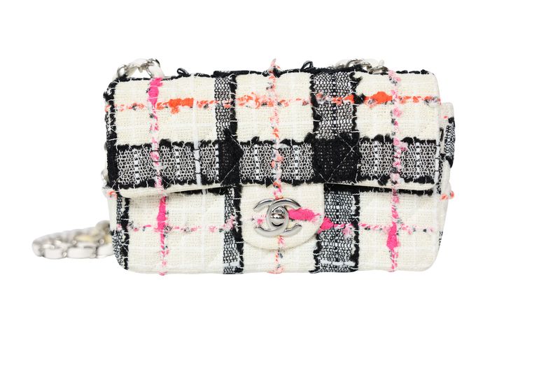 Chanel Classic 20S Rectangular Mini Bag, Black and White Tweed with Silver Hardware, Replica Handbags in Box WA001