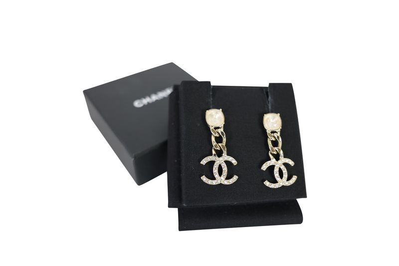 Chanel CC Drop 23C Earrings, Gold Finish with Crystal, Replica Handbags in Box WA001