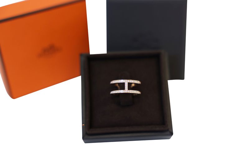 Hermes Ever Chaine D'Ancre MM Ring, Size 53, 18k Rose Gold and Diamonds, Preowned in Box WA001