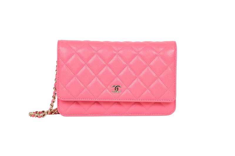 Chanel Classic Wallet on Chain Bag, Pink Caviar and Gold Hardware, Preowned in Box WA001 Chanel Classic Wallet on Chain Bag, Pink Caviar and Gold Hardware, Preowned in Box WA001