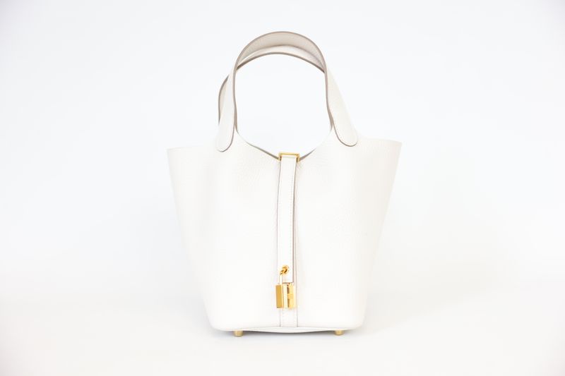 Hermes Picotin Lock 18 Bag, Gray Gris Pale Clemence Leather and Gold Hardware, W 2024 Stamp, New in Box WA001