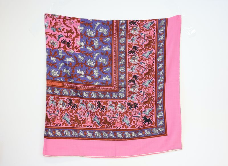Hermes Chasse En Inde Stole Scarf 140, Pink Cashmere with Silk, As New No Dustbag WA001 Hermes Chasse En Inde Stole Scarf 140, Pink Cashmere with Silk, As New No Dustbag WA001