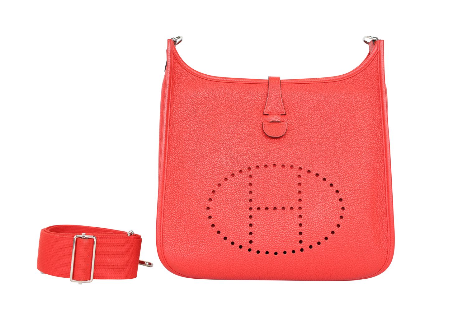 Hermès Evelyne III 29 Bag, Red Leather and Palladium Hardware, D 2019 Stamp, Preowned in Box WA001