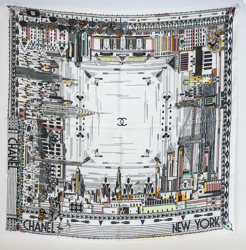 Chanel NYC Métiers D’art Collection Scarf 90, Black White Silk, New in Box WA001
