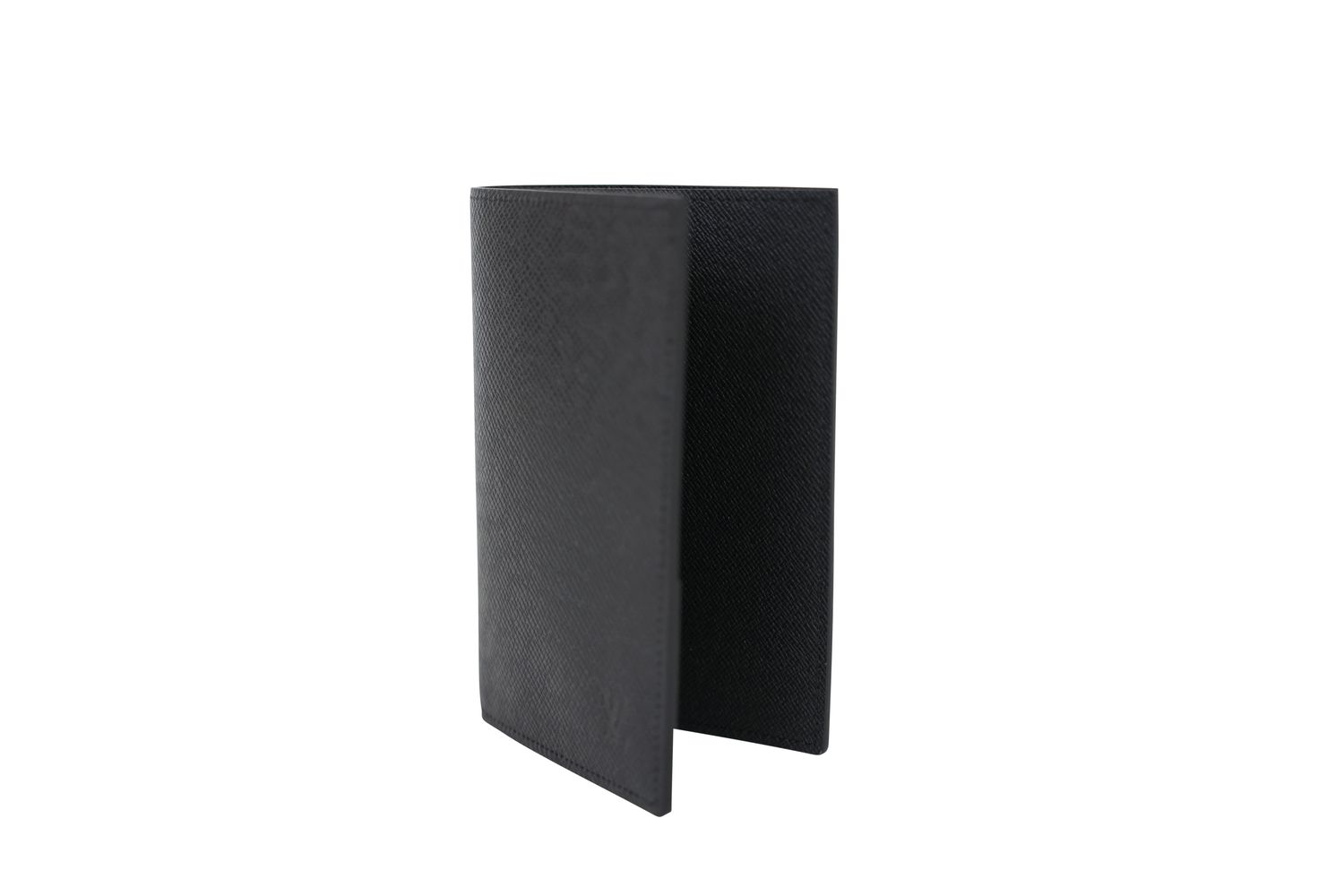Louis Vuitton Passport Cover, Black Taiga Leather, New in Box WA001