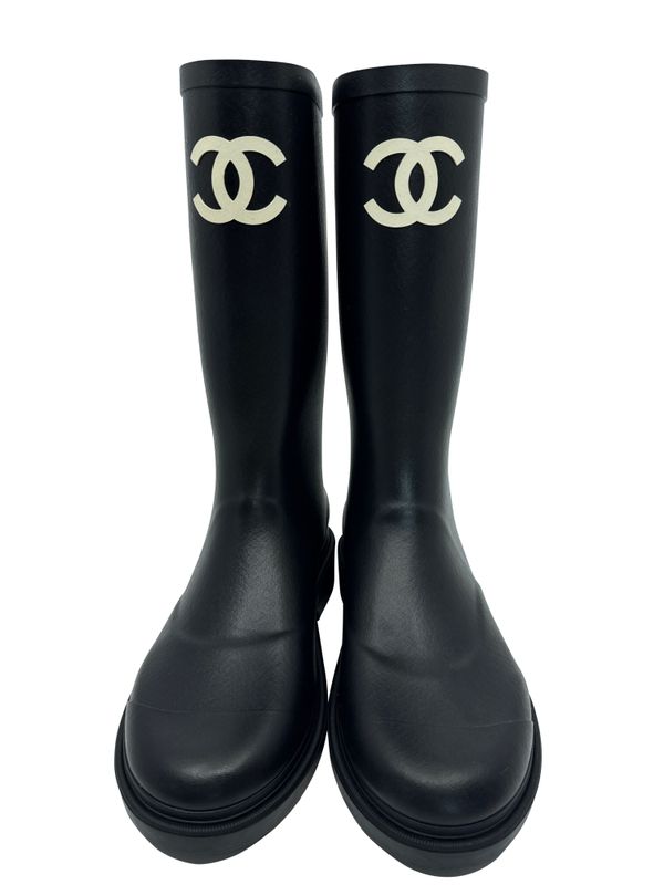 Chanel Shoes Rain Boots, New in Box, Size 38 KJRB008