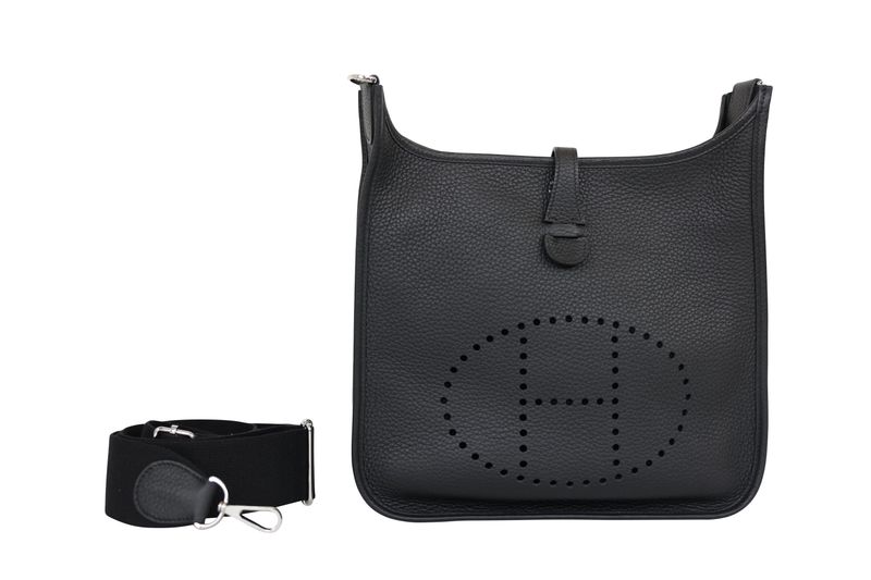 Hermes Evelyne III 29 Bag, Black Taurillon Clemence Leather and Palladium Hardware, W 2024 Stamp, Preowned in Dustbag WA001