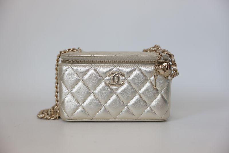 Chanel 26P Vanity with Chain Heart Charm, Gold Metallic Lambskin with Gold Hardware, New in Box WA001 Chanel 26P Vanity with Chain Heart Charm, Gold Metallic Lambskin with Gold Hardware, New in Box WA001