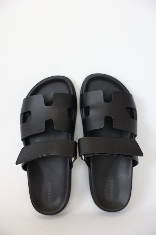 Hermes Shoes Chypre Sandals, Black Leather, Size 38, Preowned in Box WA001