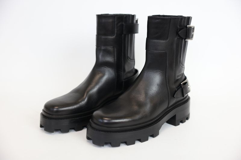 Hermes Jaimy Ankle Boot, Black Noir Leather, Size 39, Preowned in Box WA001