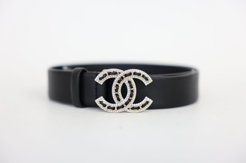 Chanel CC 21K Belt, Black Leather and Gold Hardware, Preowned in Dustbag WA001