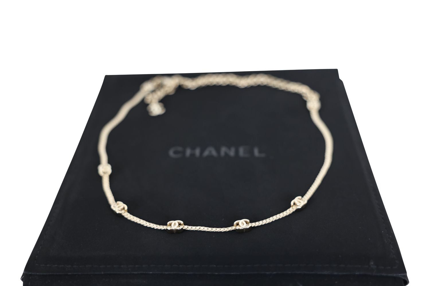 Chanel CC Short Chain Choker Necklace, Light Gold Finish, New in Dustbag WA001
