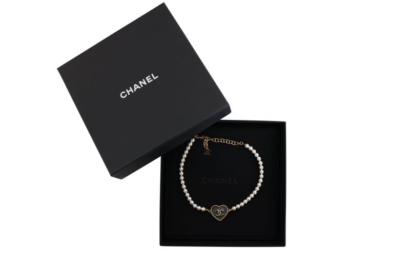 Chanel Denim Heart Choker Necklace, Resin Pearl and Gold Hardware, Preowned in Box WA001