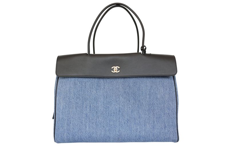 Chanel Coco Handle Mini, 21A Pumpkin Caramel Caviar Leather with