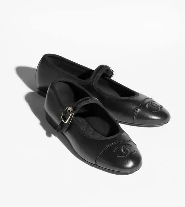 Chanel Black Lambskin Mary Janes Flats Logo CA001