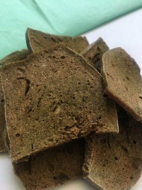 Liver Cake Crisps