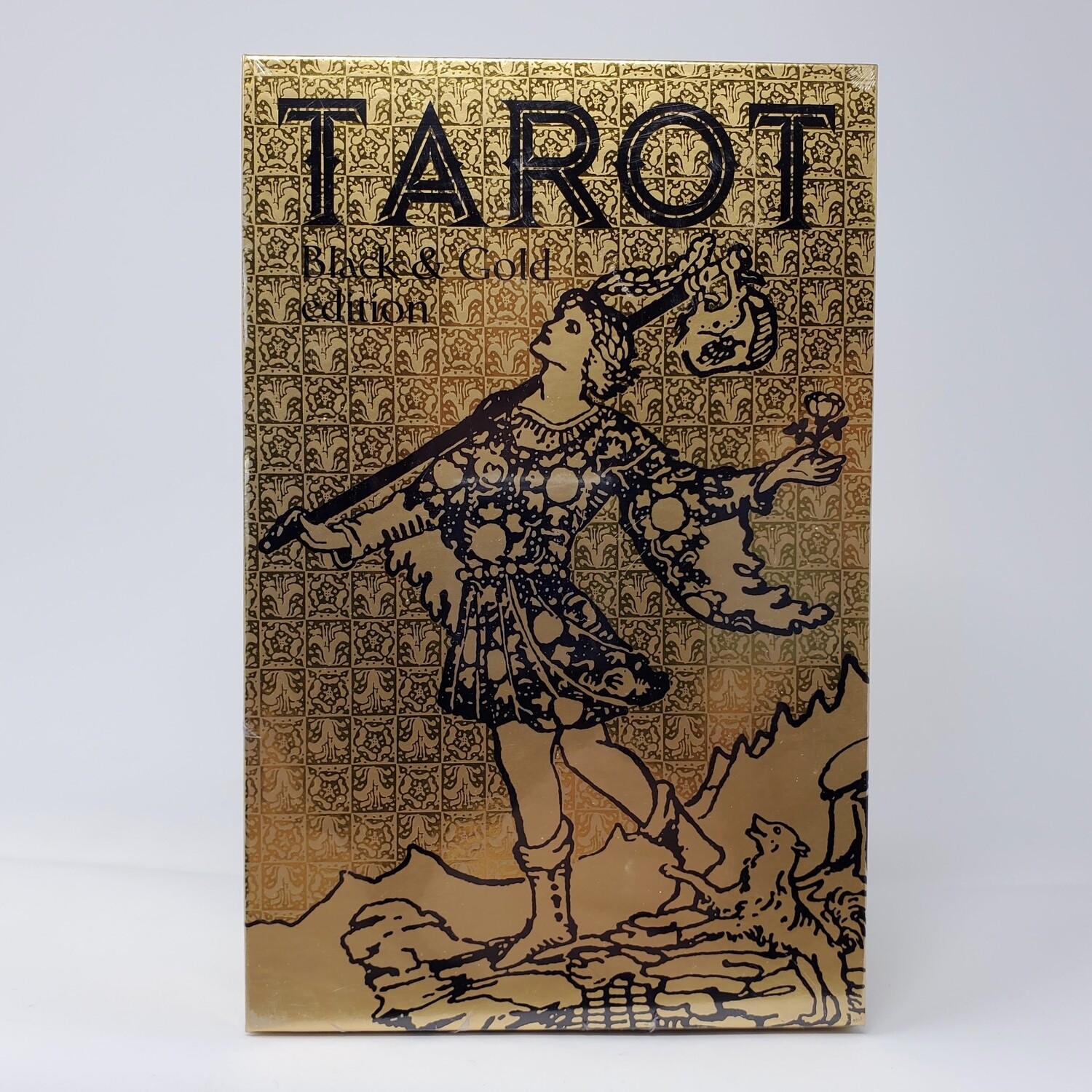 TAROT BLACK GOLD DECK AND BOOK