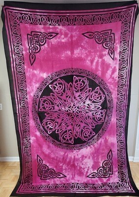 KNOT MANDALA TAPESTRY