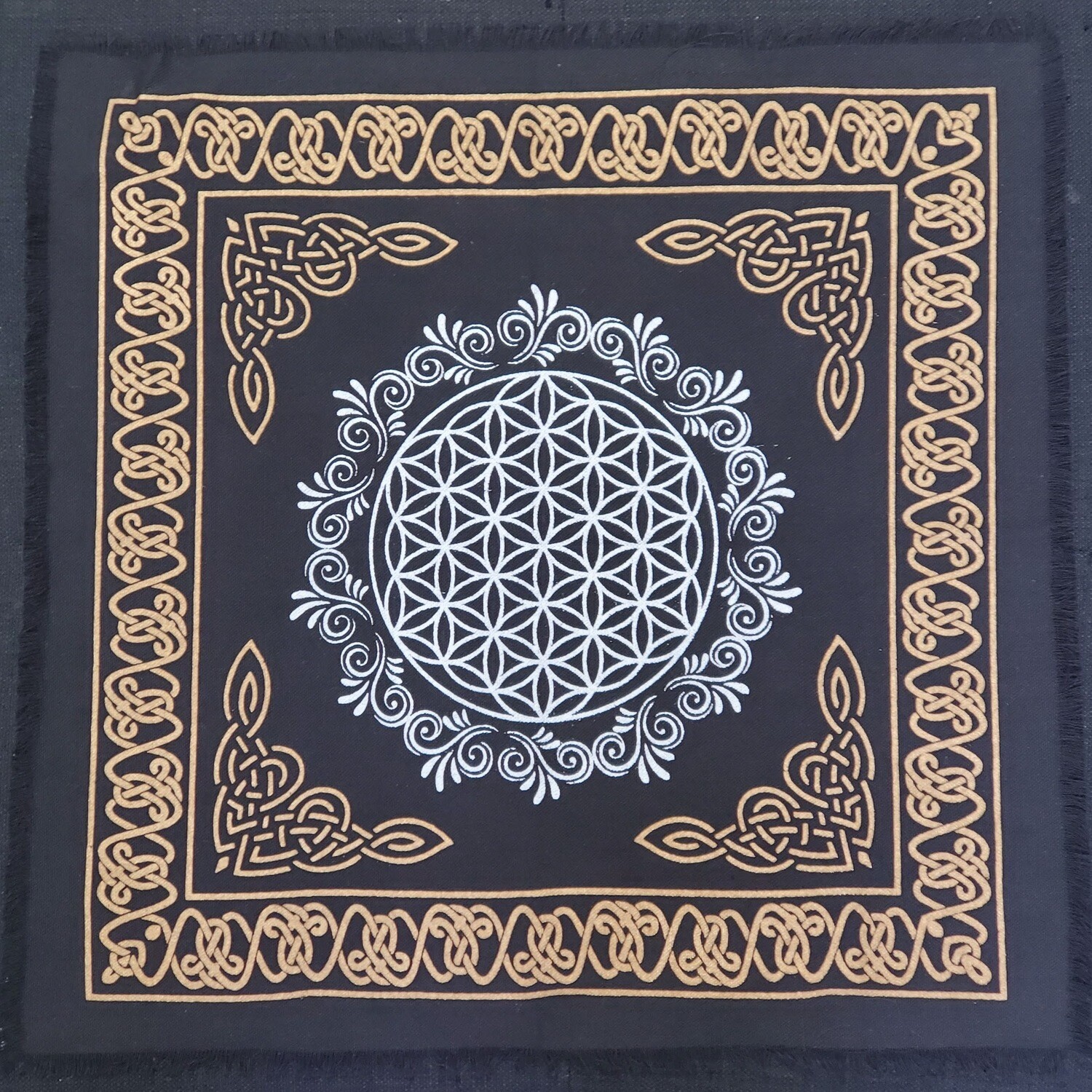 FLOWER OF LIFE ALTAR CLOTH 18&quot;x18&quot;