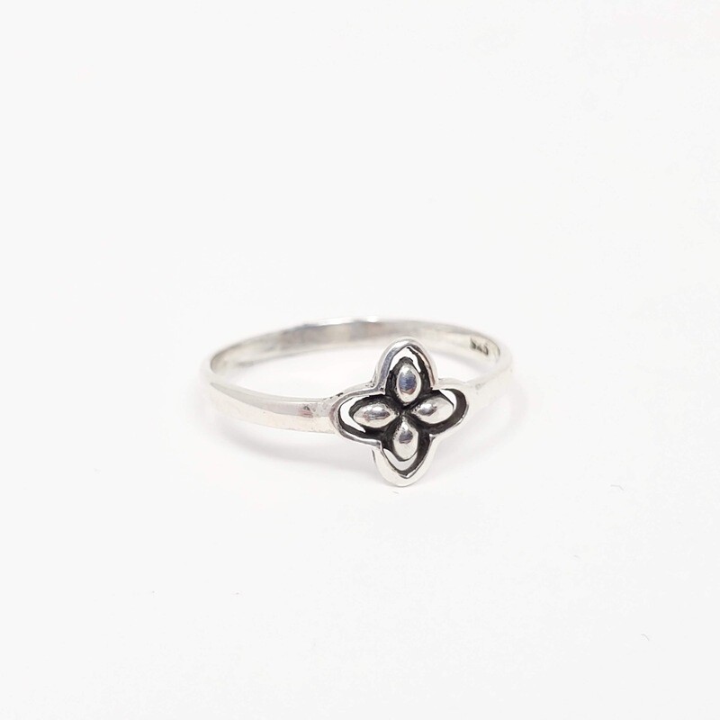 925 CELTIC FLOWER SIMPLE RING