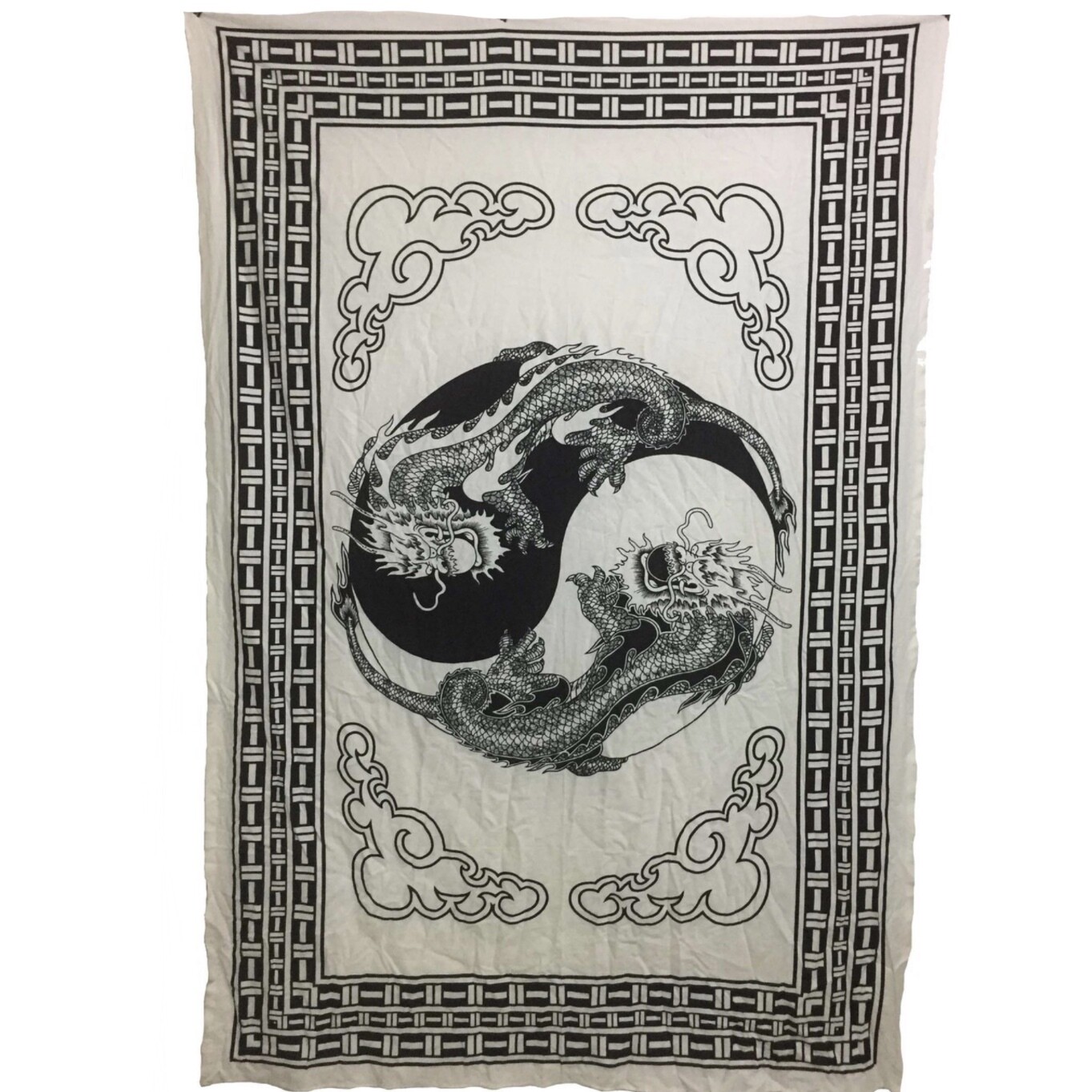 BLK/WHT DRAGONS TAPESTRY