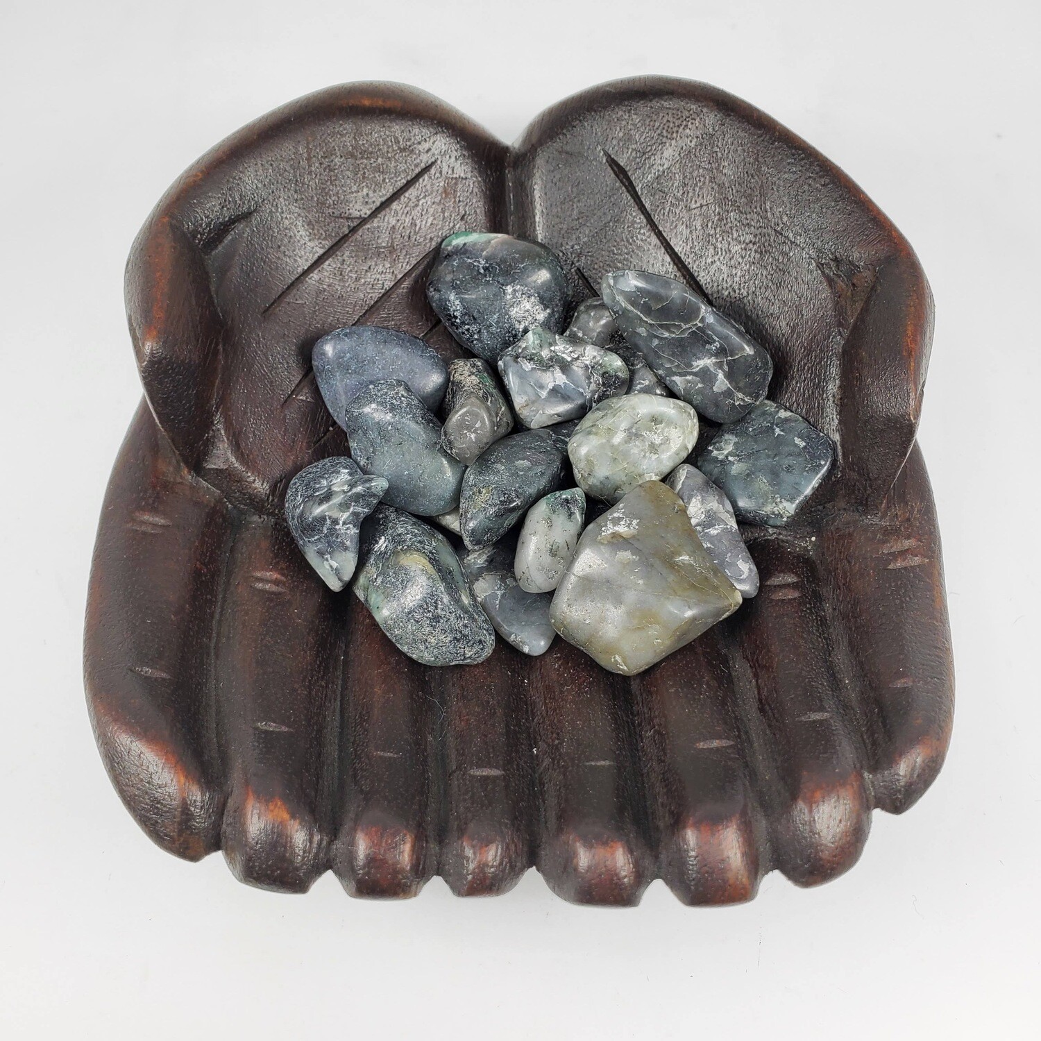 EMERALD TUMBLED STONE
