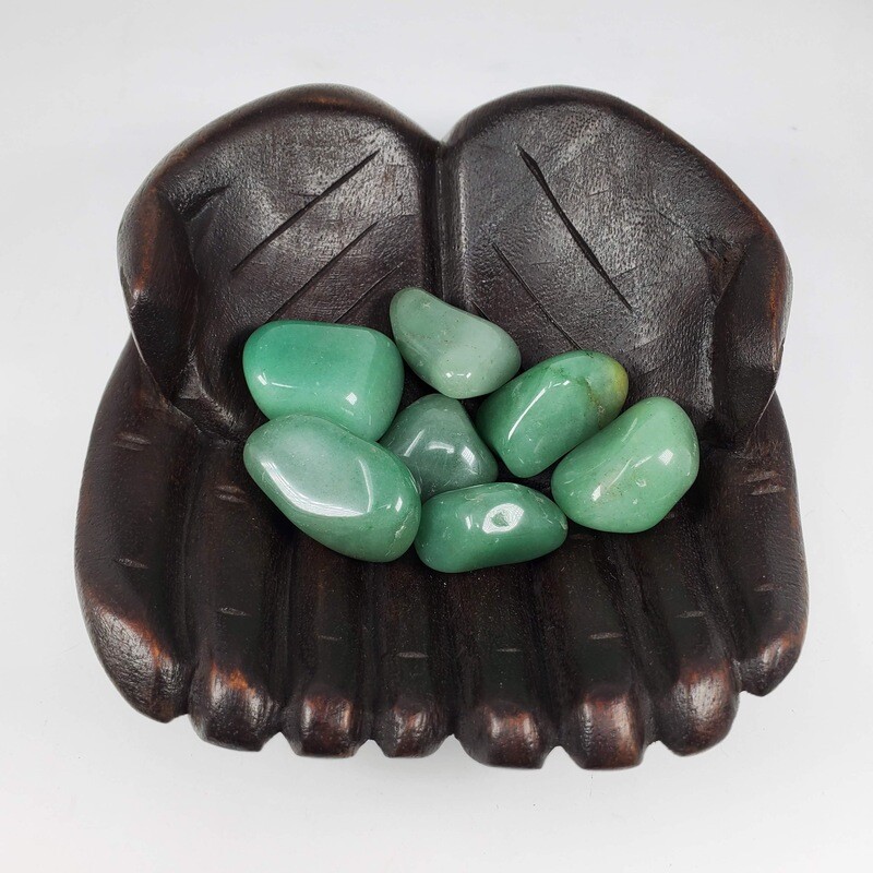GREEN AVENTURINE TUMBLED STONE