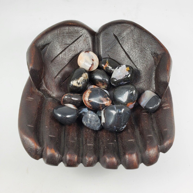 SARDONYX TUMBLED STONE