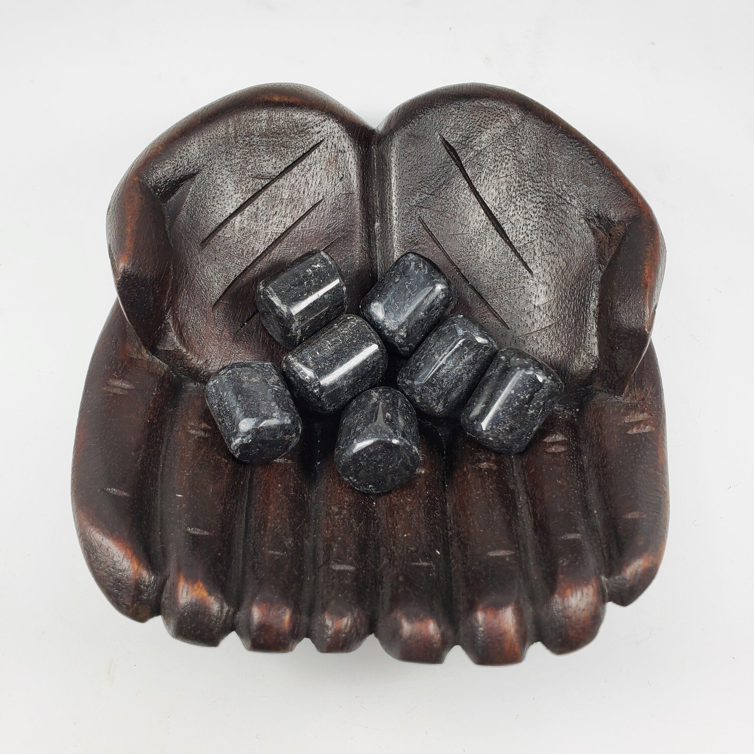 NUUMMITE TUMBLED STONE