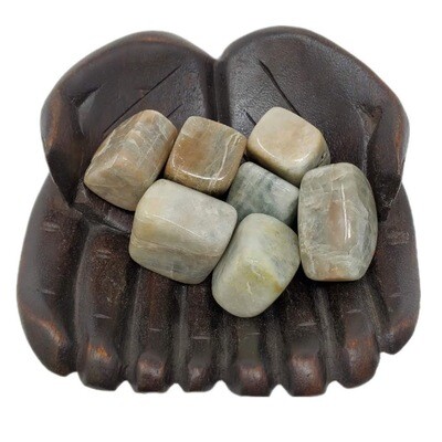 AQUAMARINE TUMBLED STONE