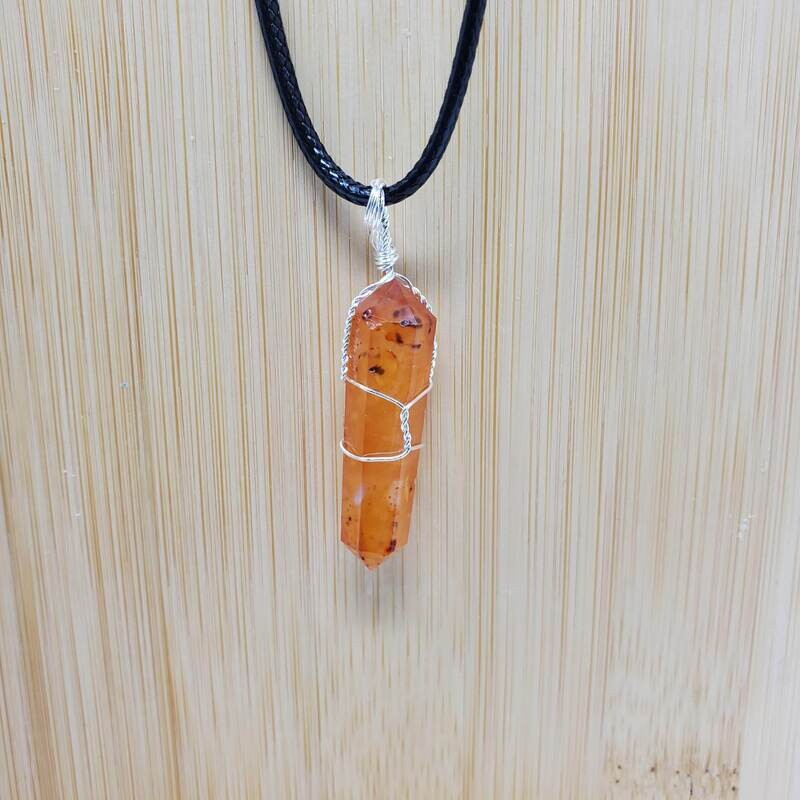 CARNELIAN WIRE WRAP NECKLACE