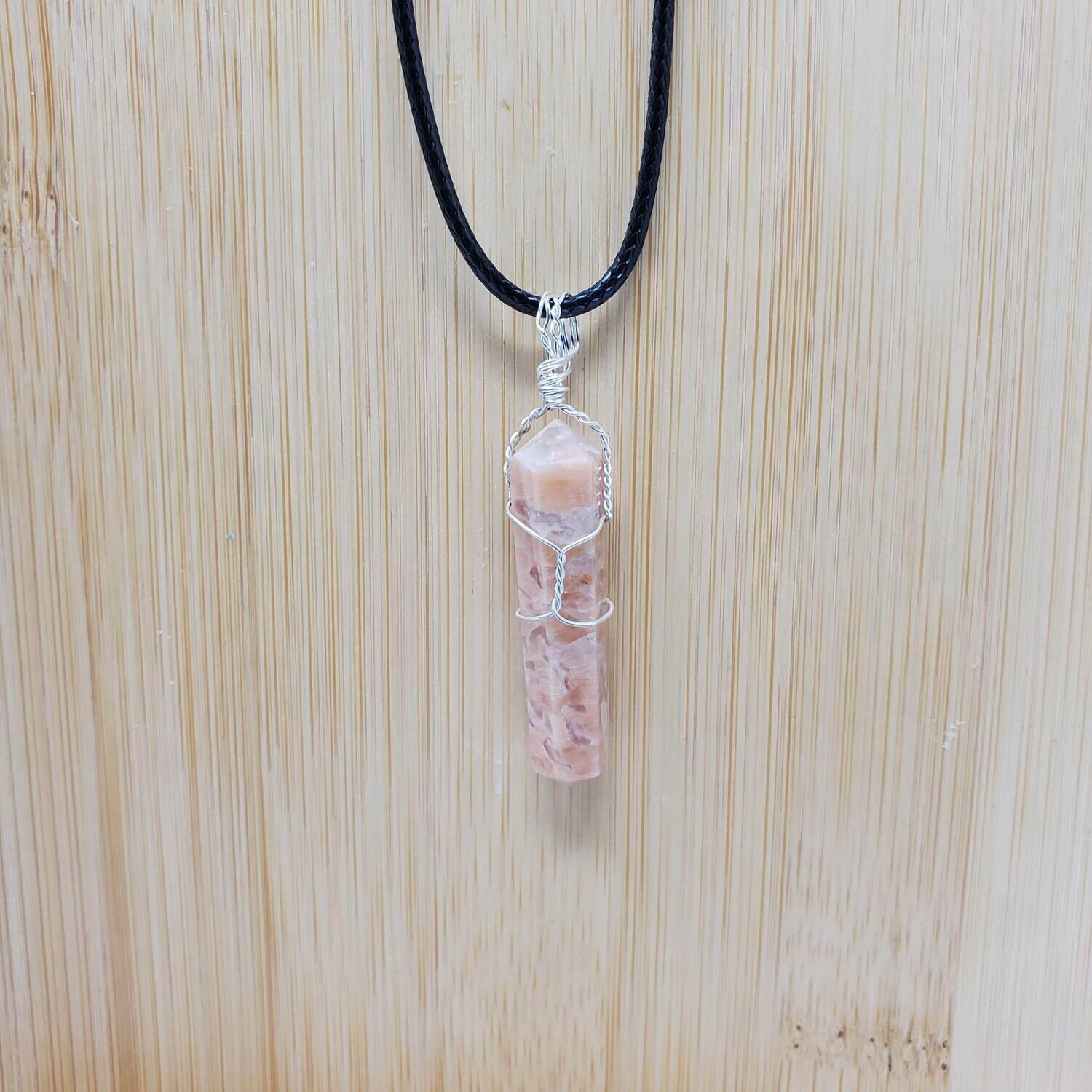 MOONSTONE WIRE WRAP NECKLACE