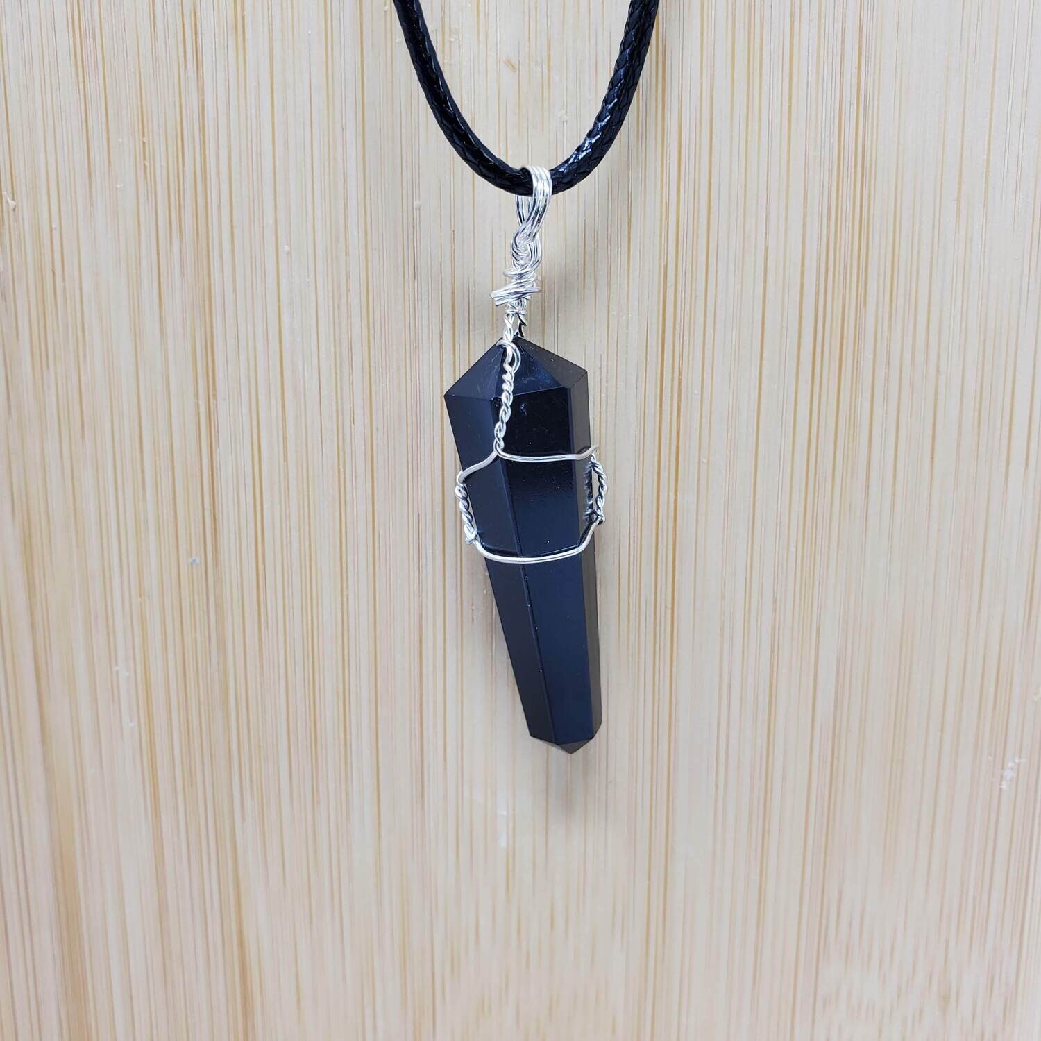 OBSIDIAN WIRE WRAP NECKLACE