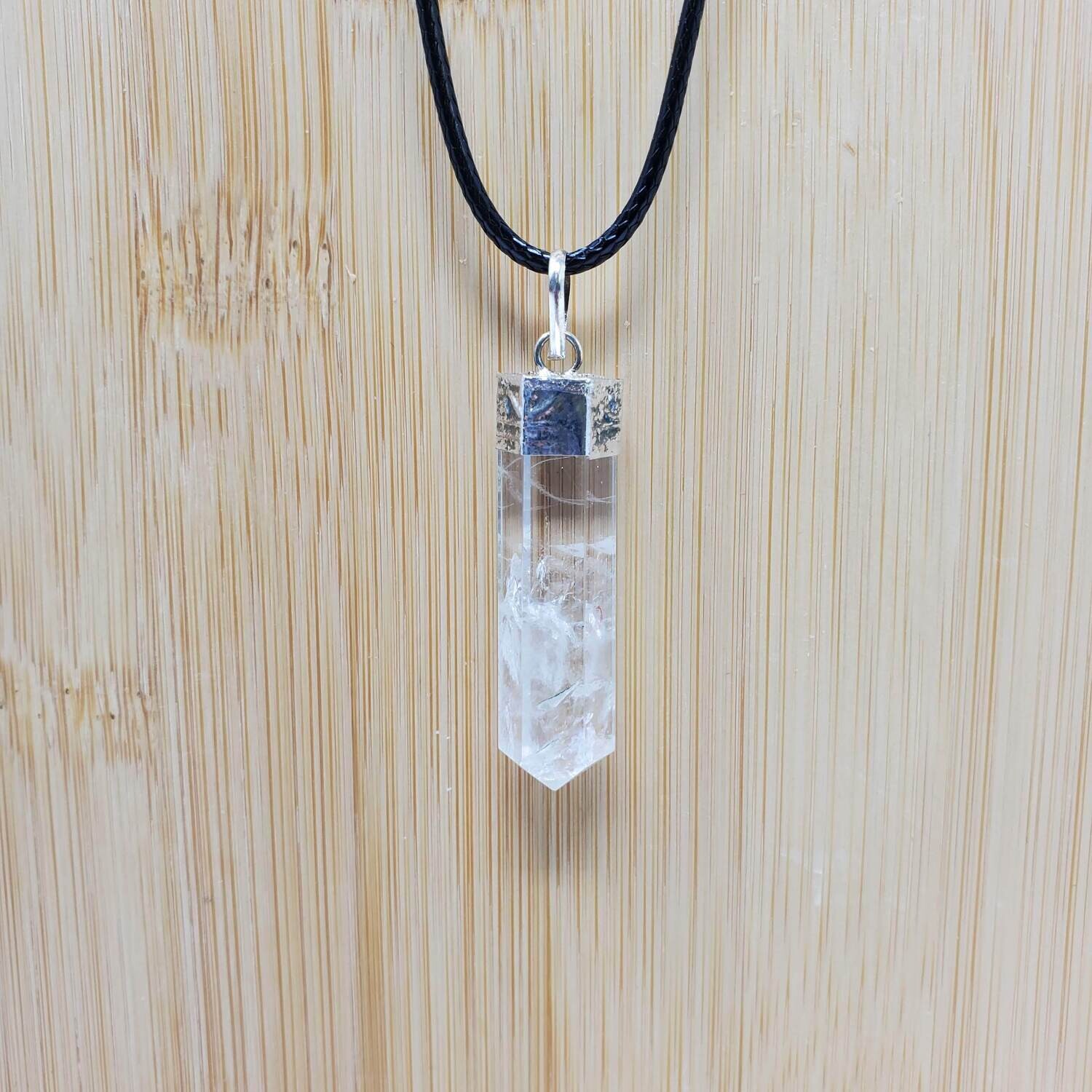 QUARTZ PENCIL NECKLACE