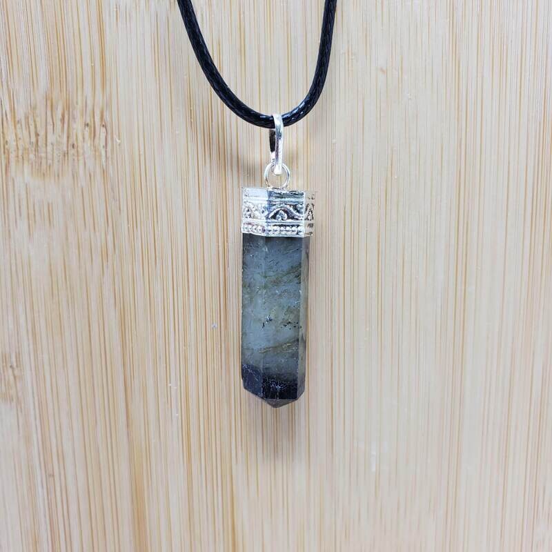 LABRADORITE PENCIL NECKLACE