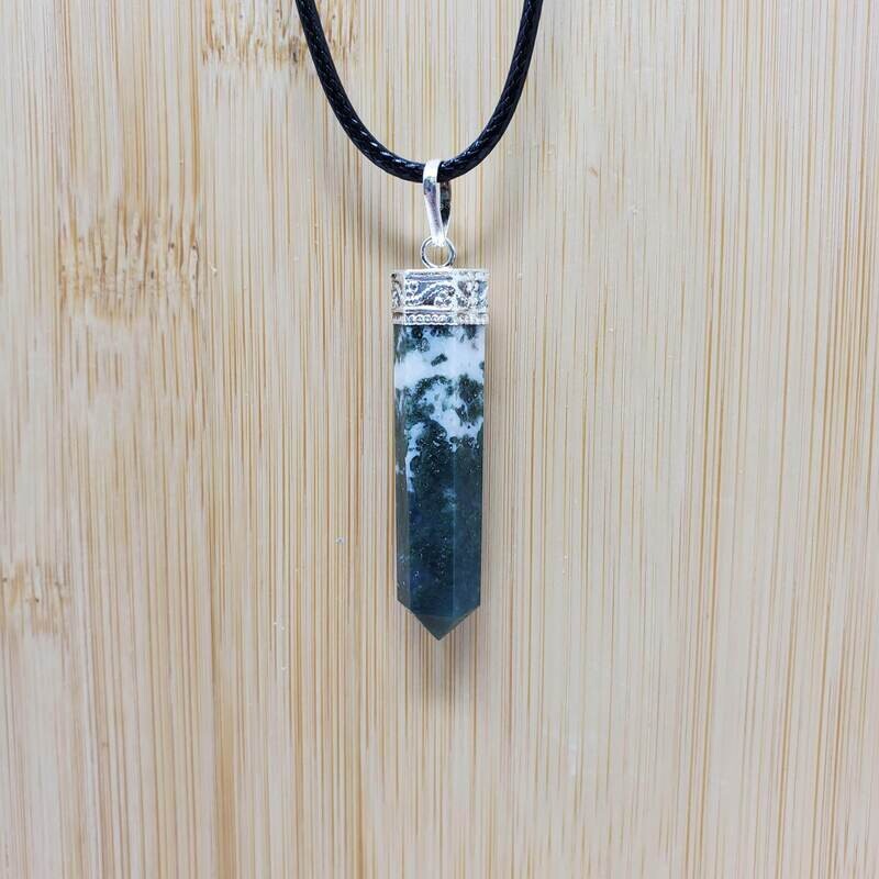 MOSS AGATE PENCIL NECKLACE