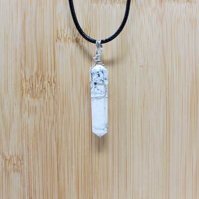 HOWLITE WIRE WRAP NECKLACE
