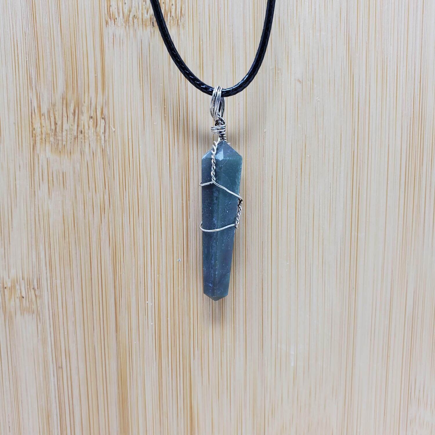 GREEN JADE WIRE WRAP NECKLACE
