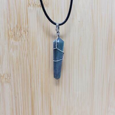 GREEN JADE WIRE WRAP NECKLACE