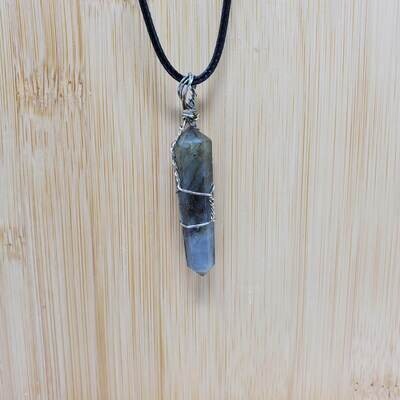 LABRADORITE WIRE WRAP NECKLACE